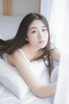 江疏影性感图片